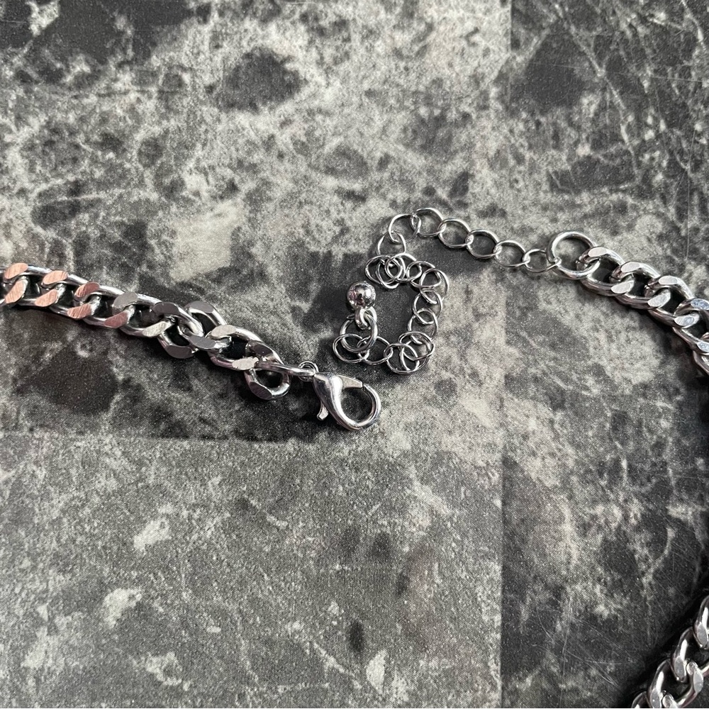 Heart Charm Chain Choker Necklace - Picture 4 of 5